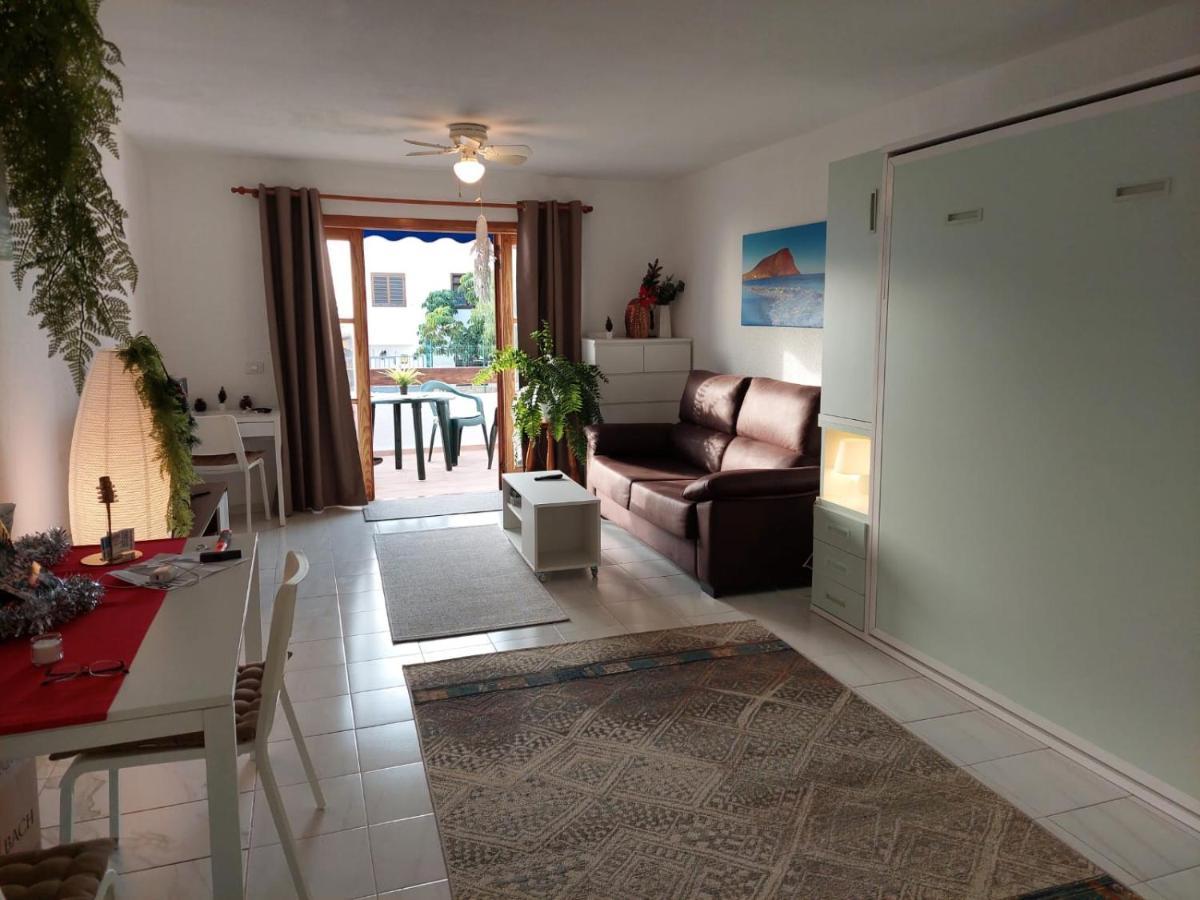 Pool & View Christianos Appartement *